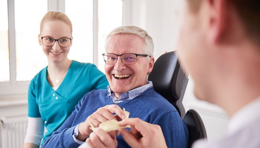 Behandlung / Beratung